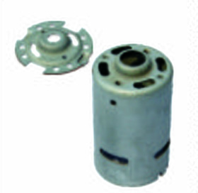 ���P������